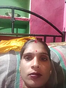 Snapshot of queen_sonam chatting on 10/22/25, 09:53 queen sonam online show from 10/22/25, 09:53