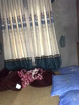 Duck dona online show from 11/10/25, 09:19