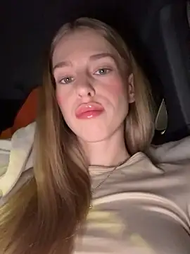 kira mia online show from 01/09/26, 04:43