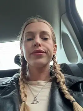 kira mia online show from 03/06/26, 03:19