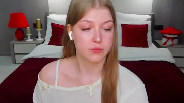 Stella Light online show from 04/09/26, 06:57