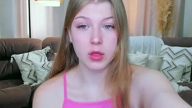 Stella Light online show from 04/15/26, 04:30