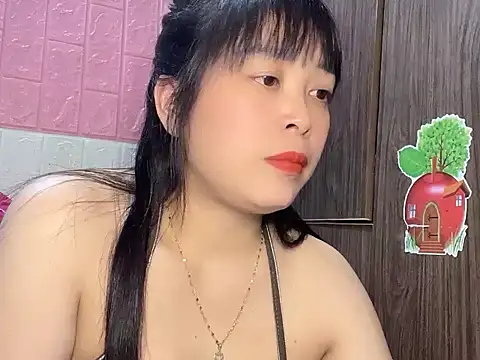 Butterfly kee online show from 11/07/25, 03:12