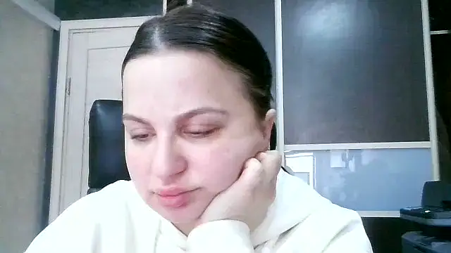 Denalynn online show from 03/01/26, 01:29