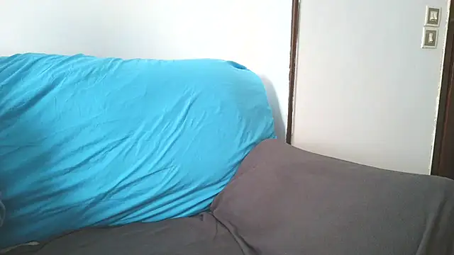 CindiBibi online show from 10/25/25, 08:33