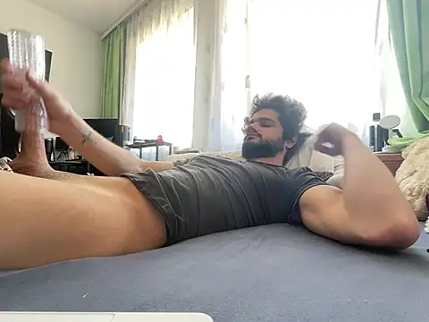 youngboyformommy24 online show from 03/07/26, 01:30