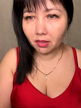 Love  Mom online show from 10/22/25, 03:01