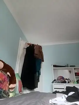 Snapshot of Imyourguy2025 chatting on 10/29/25, 09:11 Imyourguy2025 online show from 10/29/25, 09:11