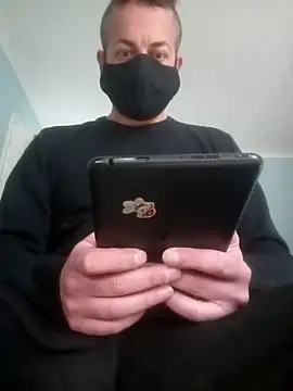 Snapshot of Imyourguy2025 chatting on 11/05/25, 07:52 Imyourguy2025 online show from 11/05/25, 07:52