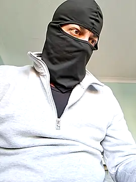 Snapshot of Imyourguy2025 chatting on 01/14/26, 11:05 Imyourguy2025 online show from 01/14/26, 11:05