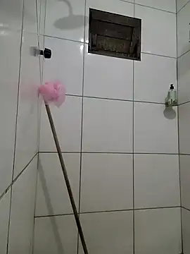 PraCoroa2025 online show from 10/21/25, 01:06