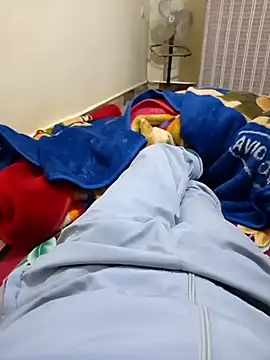 wivolove online show from 11/18/25, 12:49