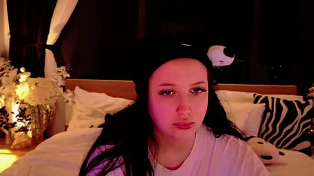 Felicia Herceg online show from 11/16/25, 10:15