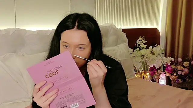 Felicia Herceg online show from 01/11/26, 02:33