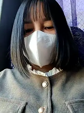 Mina-02 online show from 11/28/25, 07:44