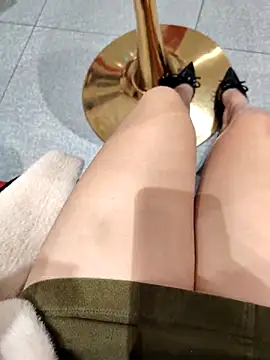 Mina-02 online show from 02/09/26, 09:24