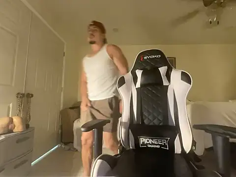 honeyyviewz online show from 10/22/25, 07:02