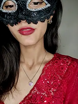 Hottie hania online show from 02/17/26, 05:30