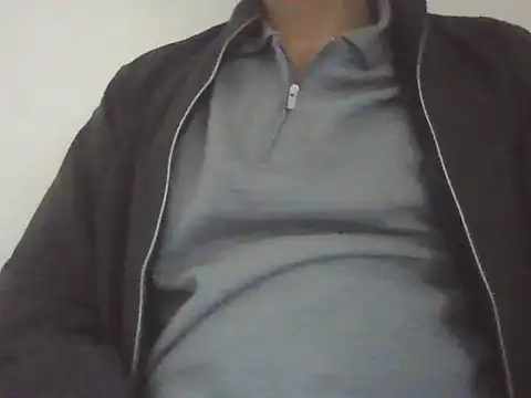 nick2445 online show from 11/16/25, 04:45