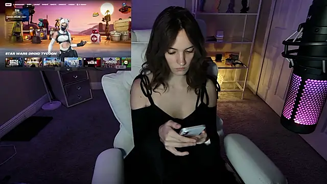 Snapshot of AngieFae_ chatting on 05/02/26, 04:17 AngieFae online show from 05/02/26, 04:17
