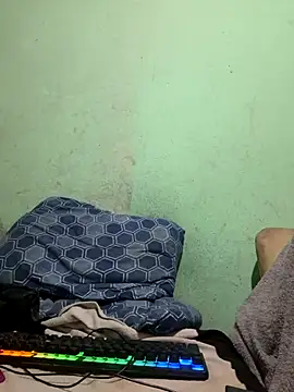 pretonovinho57 online show from 11/12/25, 09:03