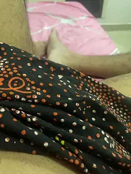 Snapshot of shyiiiiiiiiiii chatting on 10/30/25, 02:18 shyiiiiiiiiiii online show from 10/30/25, 02:18