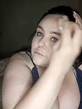 Maya 29x online show from 12/21/25, 07:32