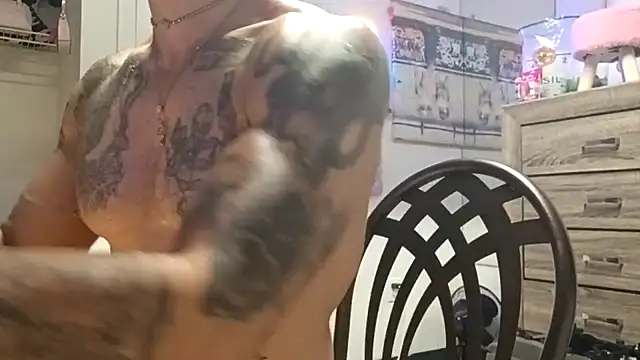 alphacloudGod online show from 10/24/25, 08:55