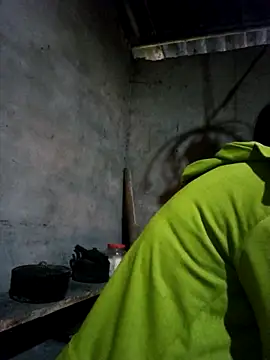 chipu06 online show from 12/21/25, 11:56