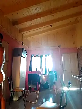 Snapshot of catriel111 chatting on 04/04/26, 10:46 catriel111 online show from 04/04/26, 10:46