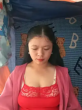 lisa-bae00 online show from 12/15/25, 03:00