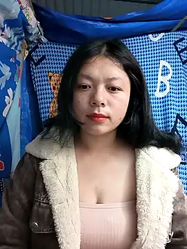 lisa-bae00 online show from 01/05/26, 11:52