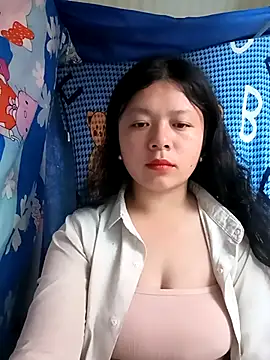 lisa-bae00 online show from 02/22/26, 12:12