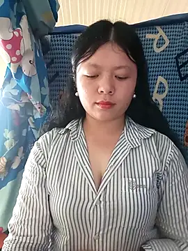 lisa-bae00 online show from 04/02/26, 01:58