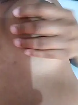 Snapshot of Jennyy31 chatting on 12/16/25, 08:52 Jennyy31 online show from 12/16/25, 08:52