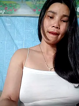 Snapshot of Bear_bear0 chatting on 04/27/26, 05:11 Bear bear0 online show from 04/27/26, 05:11