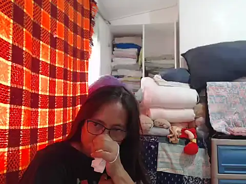 Kinkybela2025 online show from 11/30/25, 12:25