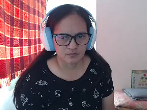 Kinkybela2025 online show from 05/06/26, 12:52