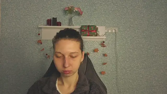 CuteEllii online show from 01/06/26, 05:22