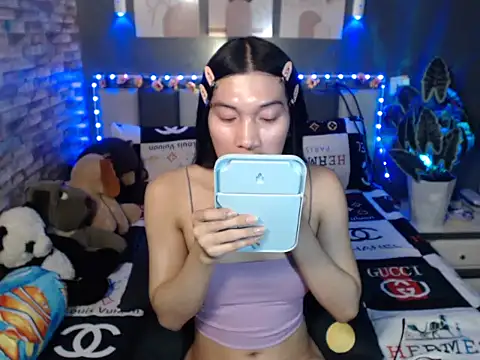 Snapshot of HotNathalie6900 chatting on 02/23/26, 01:41 HotNathalie6900 online show from 02/23/26, 01:41