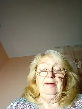 AmyLove353 online show from 11/26/25, 05:30