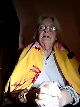 AmyLove353 online show from 02/04/26, 03:34