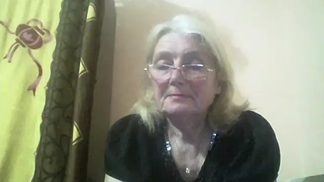 AmyLove353 online show from 03/12/26, 09:32