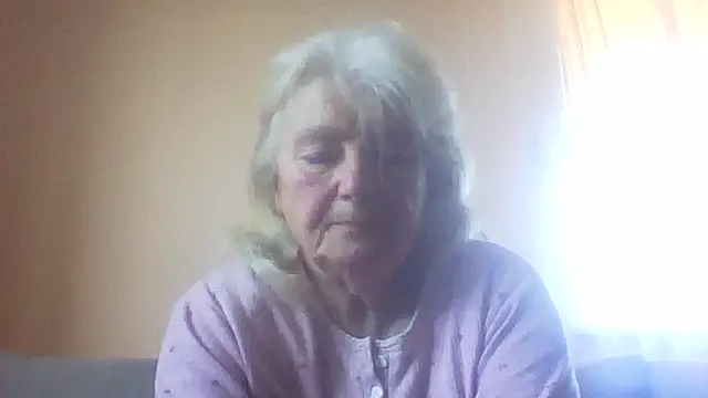 AmyLove353 online show from 04/22/26, 04:59