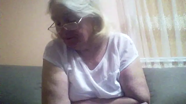 Snapshot of AmyLove353 chatting on 04/30/26, 08:37 AmyLove353 online show from 04/30/26, 08:37