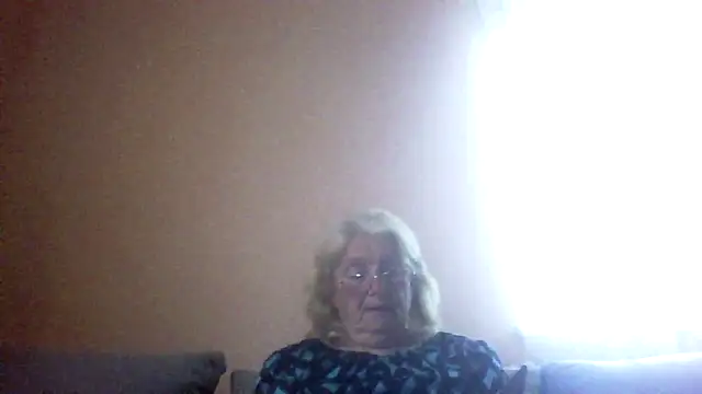 Snapshot of AmyLove353 chatting on 05/09/26, 04:39 AmyLove353 online show from 05/09/26, 04:39
