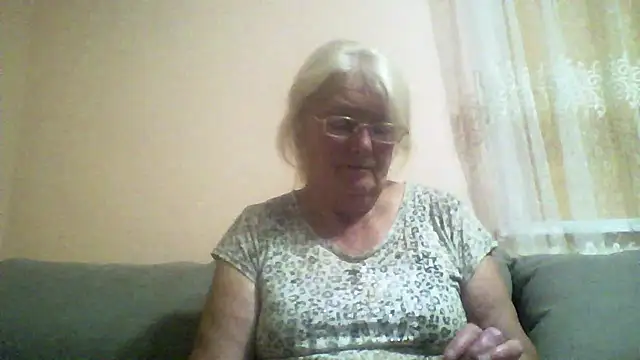 AmyLove353 online show from 07/28/26, 08:45