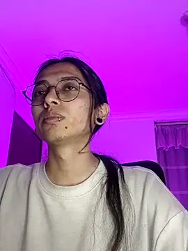 Snapshot of _Astrea_ chatting on 02/23/26, 01:14 Astrea online show from 02/23/26, 01:14