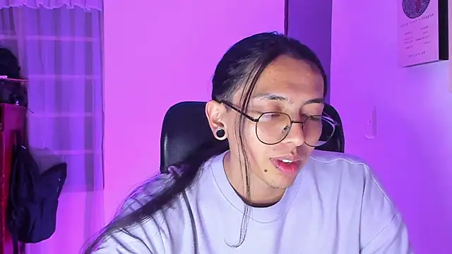  Astrea  online show from 04/09/26, 01:05