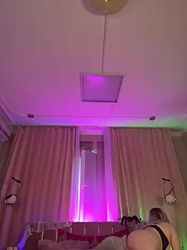 HugeBoobsAlice online show from 11/01/25, 01:57